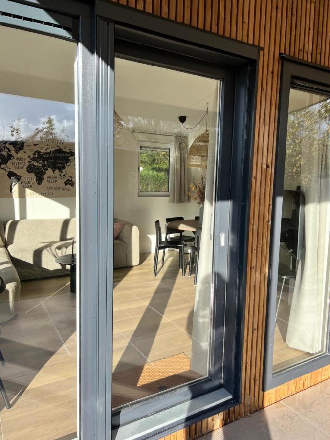Vakantiehuisje Zeegeluk Vlakbij De Kust Sint Maartensvlotbrug Exterior photo